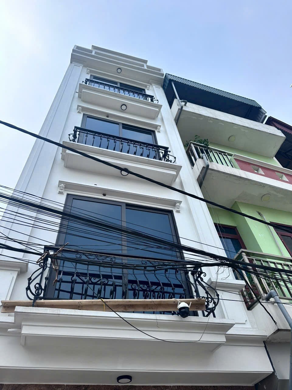 Bán nhà riêng Vân Côn, Hoài Đức. Nhà đơn lập, sân chơi riêng. Sổ đỏ 50m2 xây 4 tầng, 4 ngủ 4
