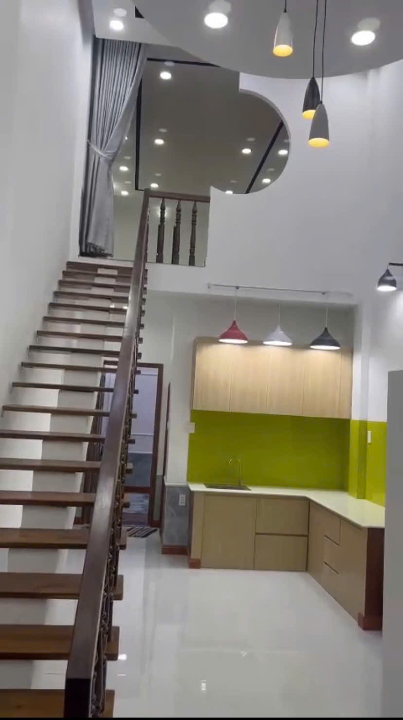 Bán Gấp Nhà 1 Trệt 1 Lửng - Phong Cách Hiện Đại,  Full Thổ Cư Tại Phường 1, TP. Trà Vinh