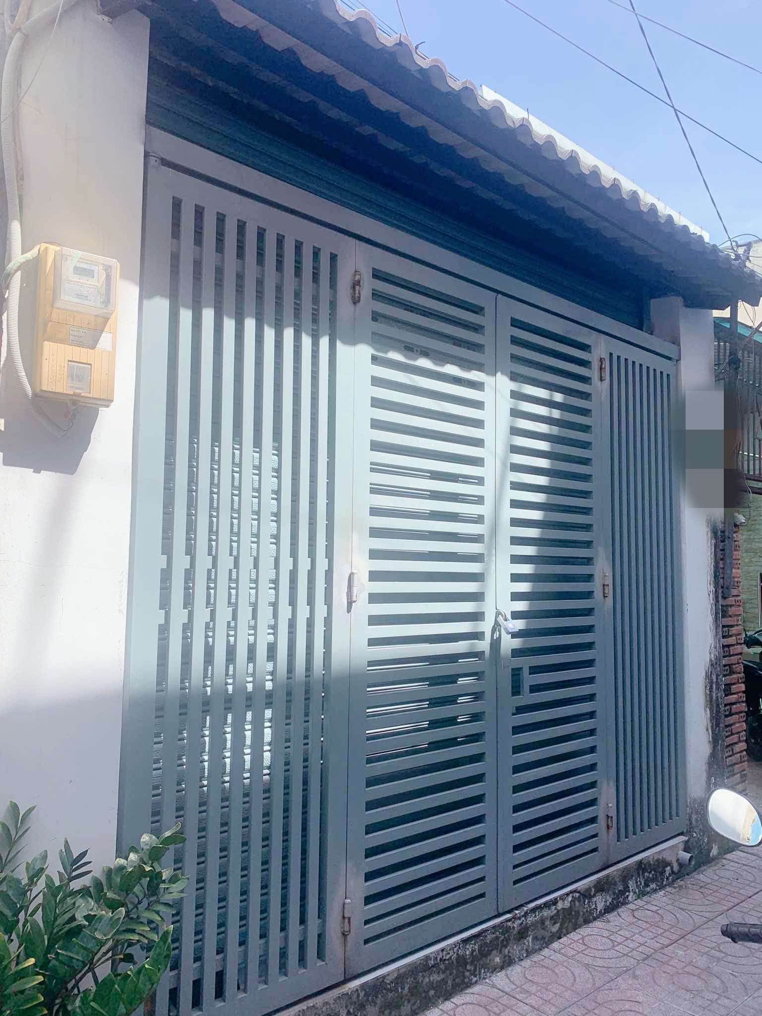 Nhà cấp 4 có lửng 55m2 Hiệp Thành 26 Q12 , hẻm 3 gác , liền kề Coopmart , 3 tỷ nhỉnh 0932030061
