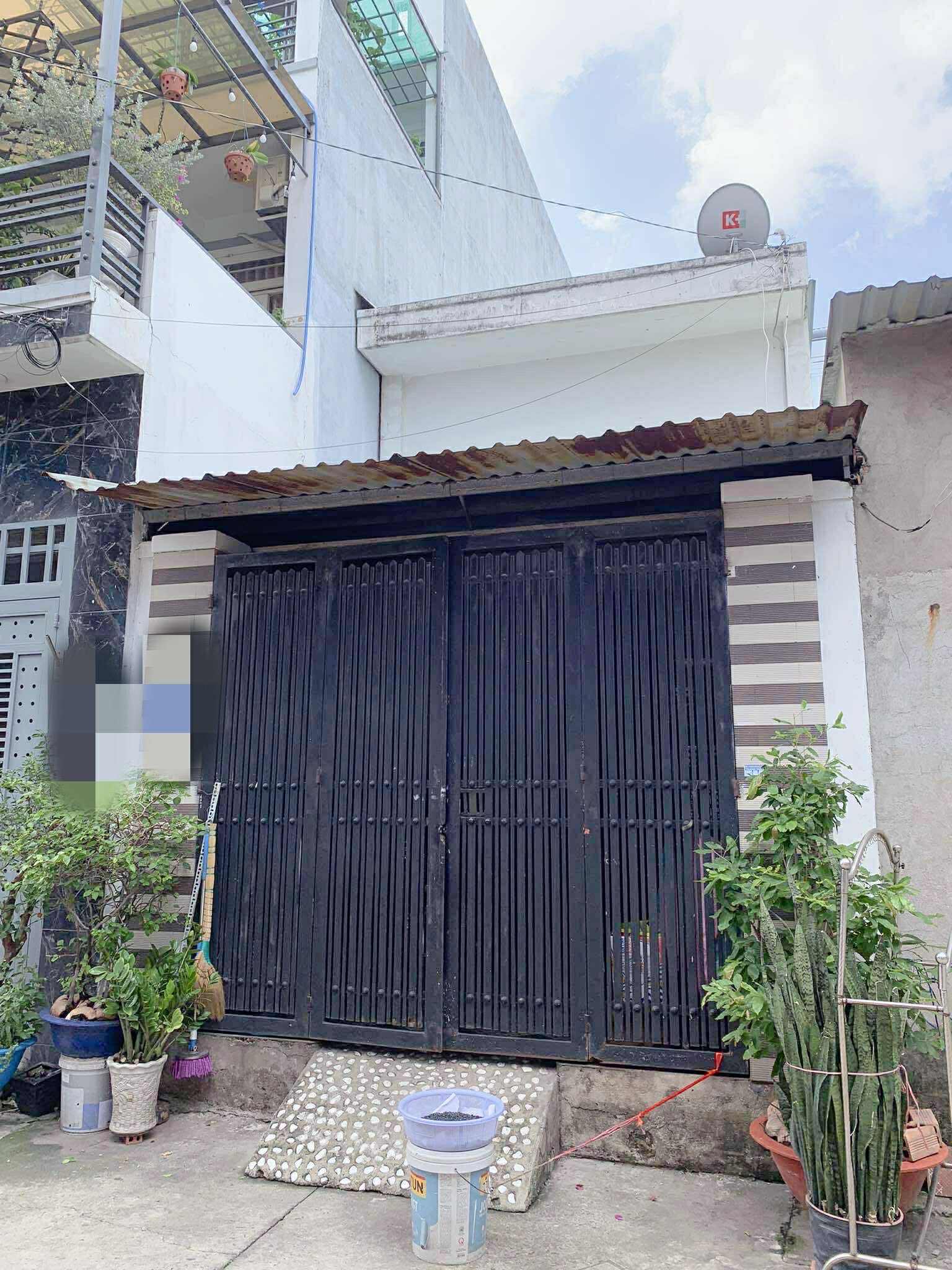 Nhà cấp 4 có lửng 71m2 (4x18) hẻm 134 Dương Thị Mười , gần Bệnh Viện Q12 , 4 tỷ nhỉnh 0932030061