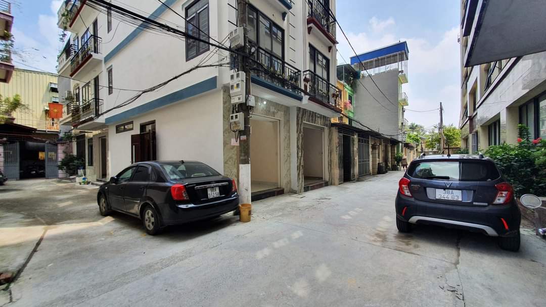 Bán nhà mặt đường Tân Hội, Vinhome Đan Phượng 35M 5 Tầng, ô tô đỗ kinh doanh 4.5 tỷ