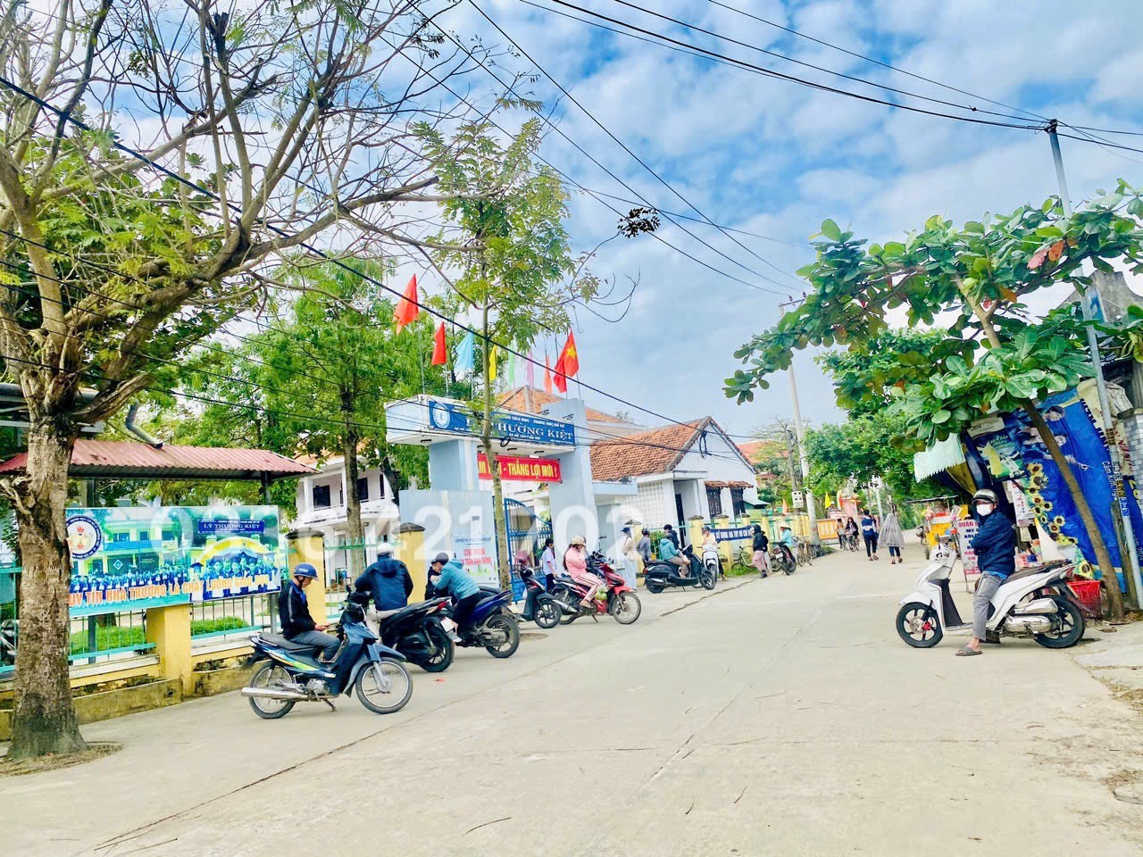 ĐẤT ĐẸP CHỜ CHỦ MỚI - Mặt tiền sát trục liên Huyện thông thẳng Hội An 3