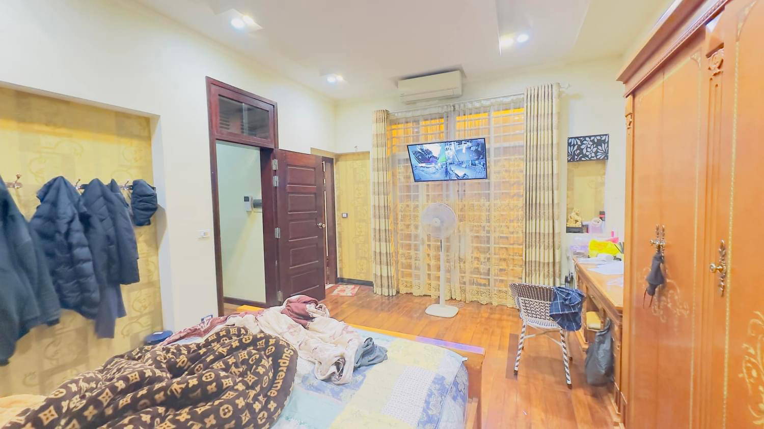 LÔ GÓC-MẶT NGÕ ÔTÔ TẢI TRÁNH-CHO THUÊ-KINH DOANH-80M 4T 22TỶ-TÂY KẾT QUẬN 2 BÀ 6