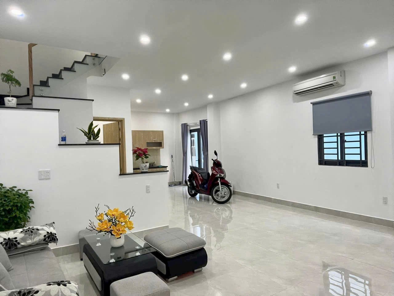 Vị trí đẹp + ngang đẹp 6,4m, Hẻm xe hơi 1/ Ngô Đức Kế, QBT - DT: 6,4 x 12m - KC: 2 tầng, chỉ 7 tỷ 3