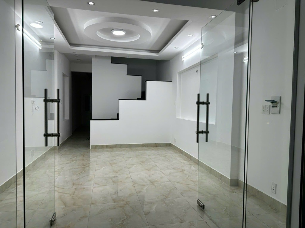 Mặt tiền kinh doanh Tạ Quang Bửu 4x15 sổ riêng 4 tầng chỉ 10 tỷ 4 4