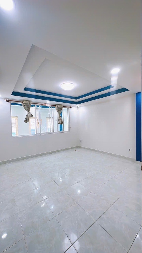 [P3Q8]- CHỈ 6.3 TỶ- HXH ÂU DƯƠNG LÂN- DT: 45M2 ( 4 X 11) NỞ HẬU . SÁT NGAY CẦU CHỮ Y ĐẮC ĐỊA. 3