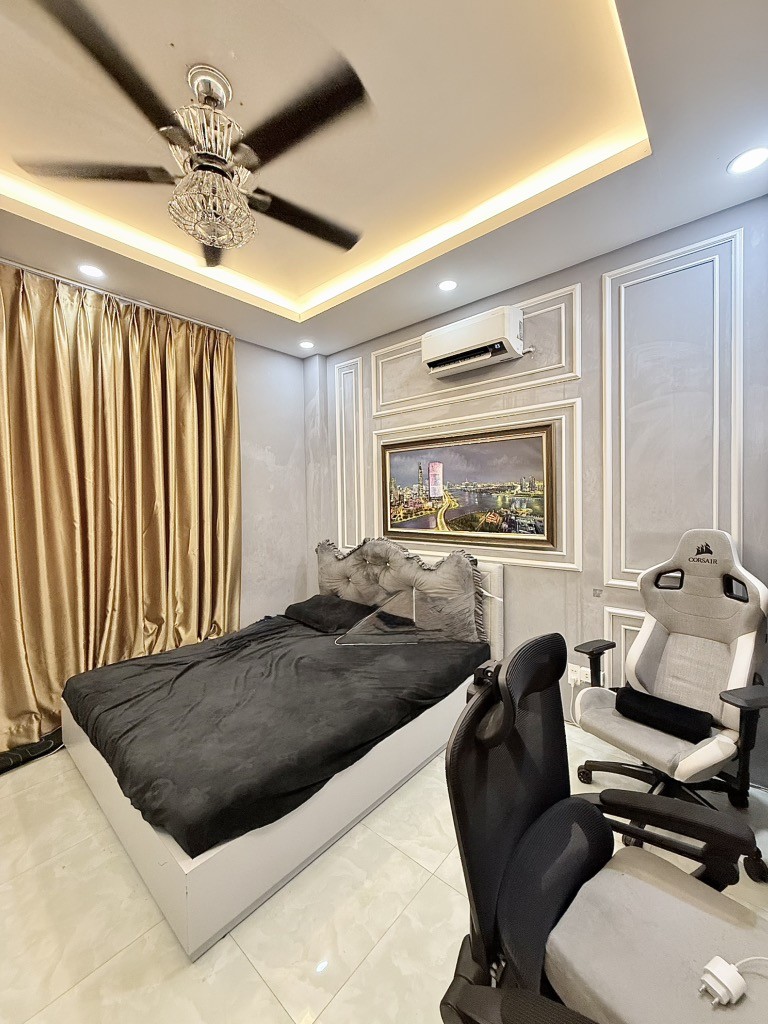 Mặt tiền kinh doanh Bùi Minh Trực, 4.5x18, Nhà mới ở ngay chỉ 12 tỷ 9 4