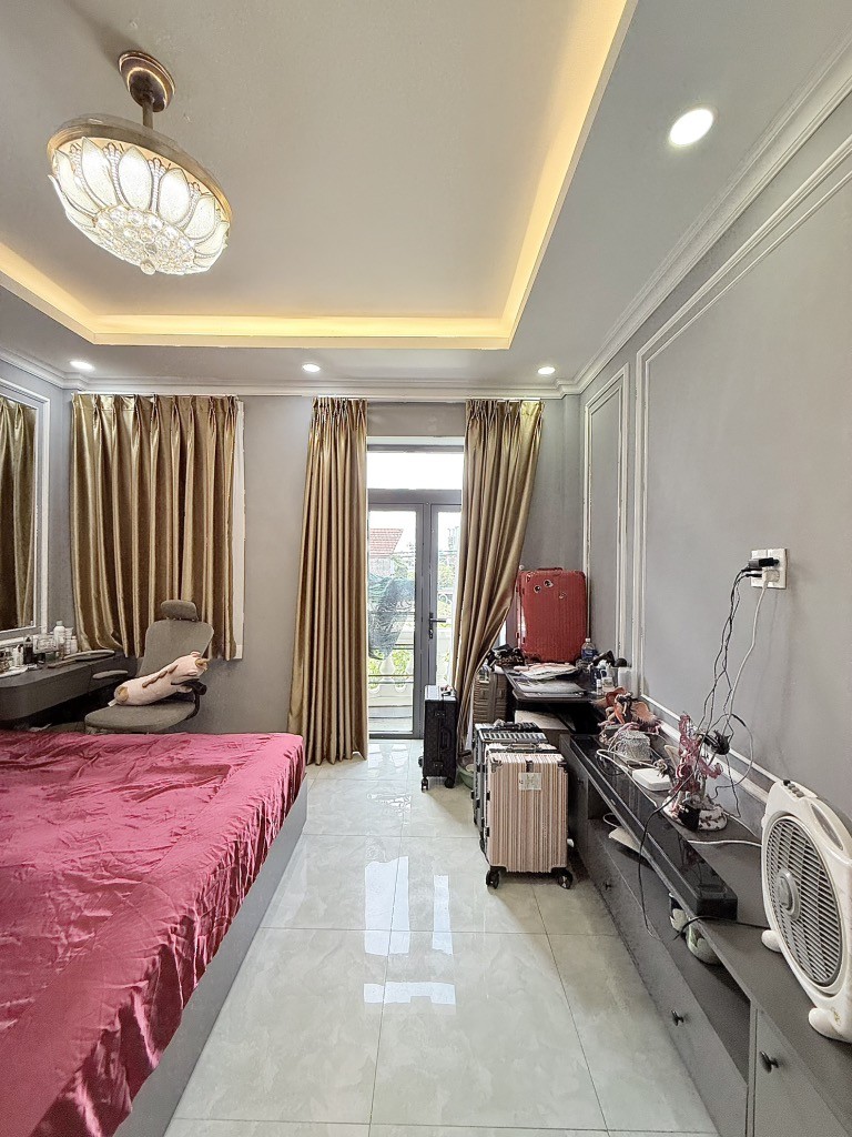 Mặt tiền kinh doanh Bùi Minh Trực, 4.5x18, Nhà mới ở ngay chỉ 12 tỷ 9 5