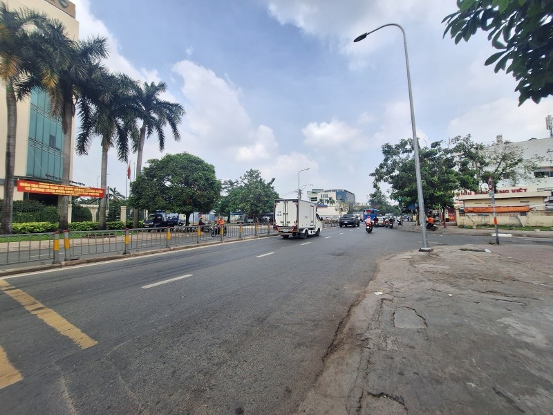 96m2,4x24m2 Tây Thạnh, giáp Tân Bình gần AEON ngộp bank giá chỉ 6 tỷxx