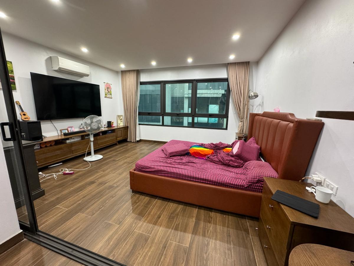 65M*8T CẦU GIẤY - ÔTÔ ĐỖ CỬA - 10M RA MẶT PHỐ - 2 THOÁNG - THANG MÁY -VỪA Ở VỪA KINH DOANH 4