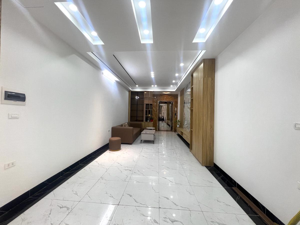 NHÀ MỚi  ĐẸP PHÙNG CHÍ KIÊN - CẦU GIẤY – THANG MÁY - ÔTÔ VÀO NHÀ– 45m2*6T 2