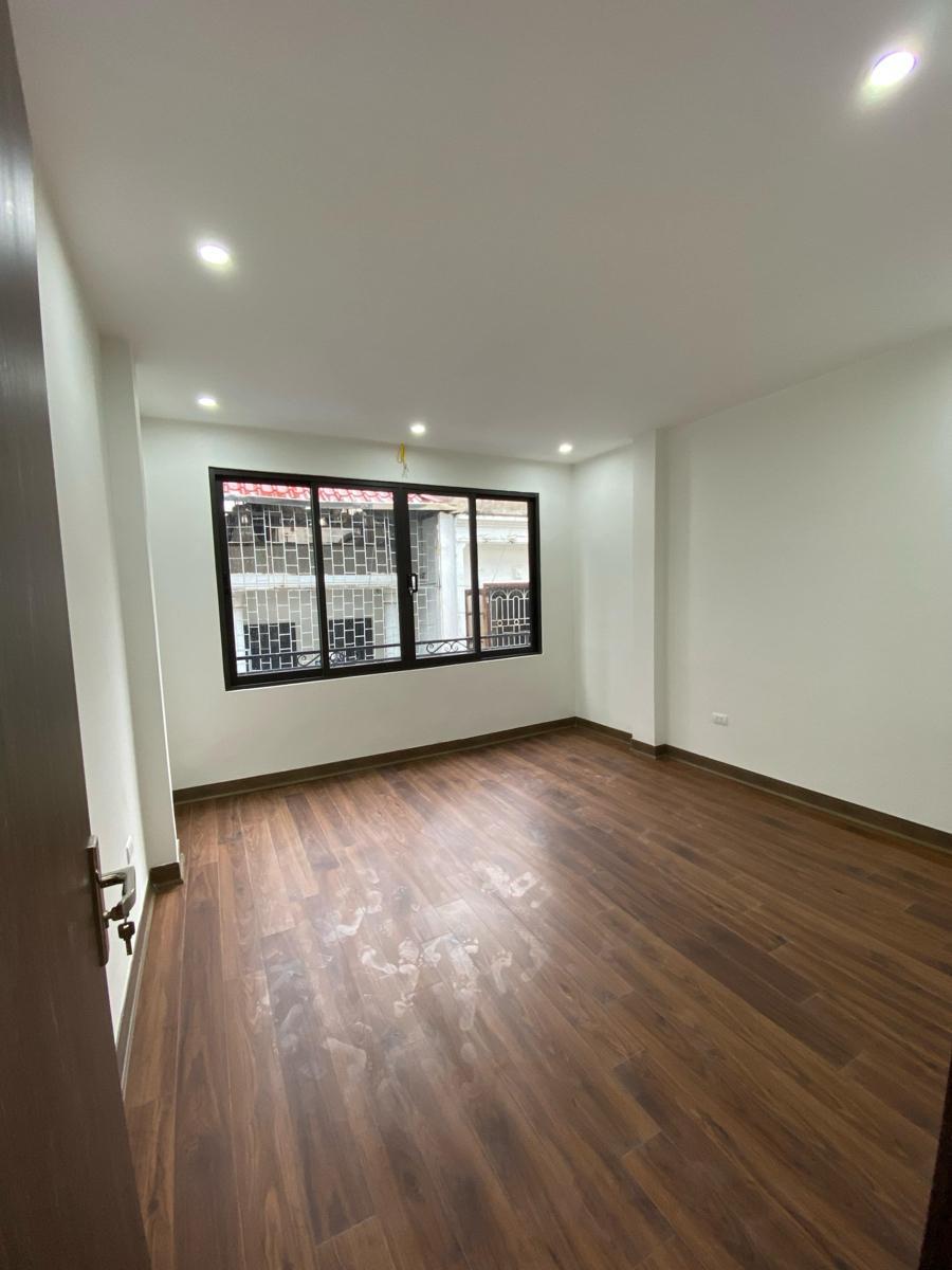 PHÂN LÔ Ô TÔ - Ở, KINH DOANH - THANG MÁY, 2 THOÁNG 41M2*5T NHỈNH 17 TỶ- NHÀ ĐẸP TT CẦU GIẤY 3