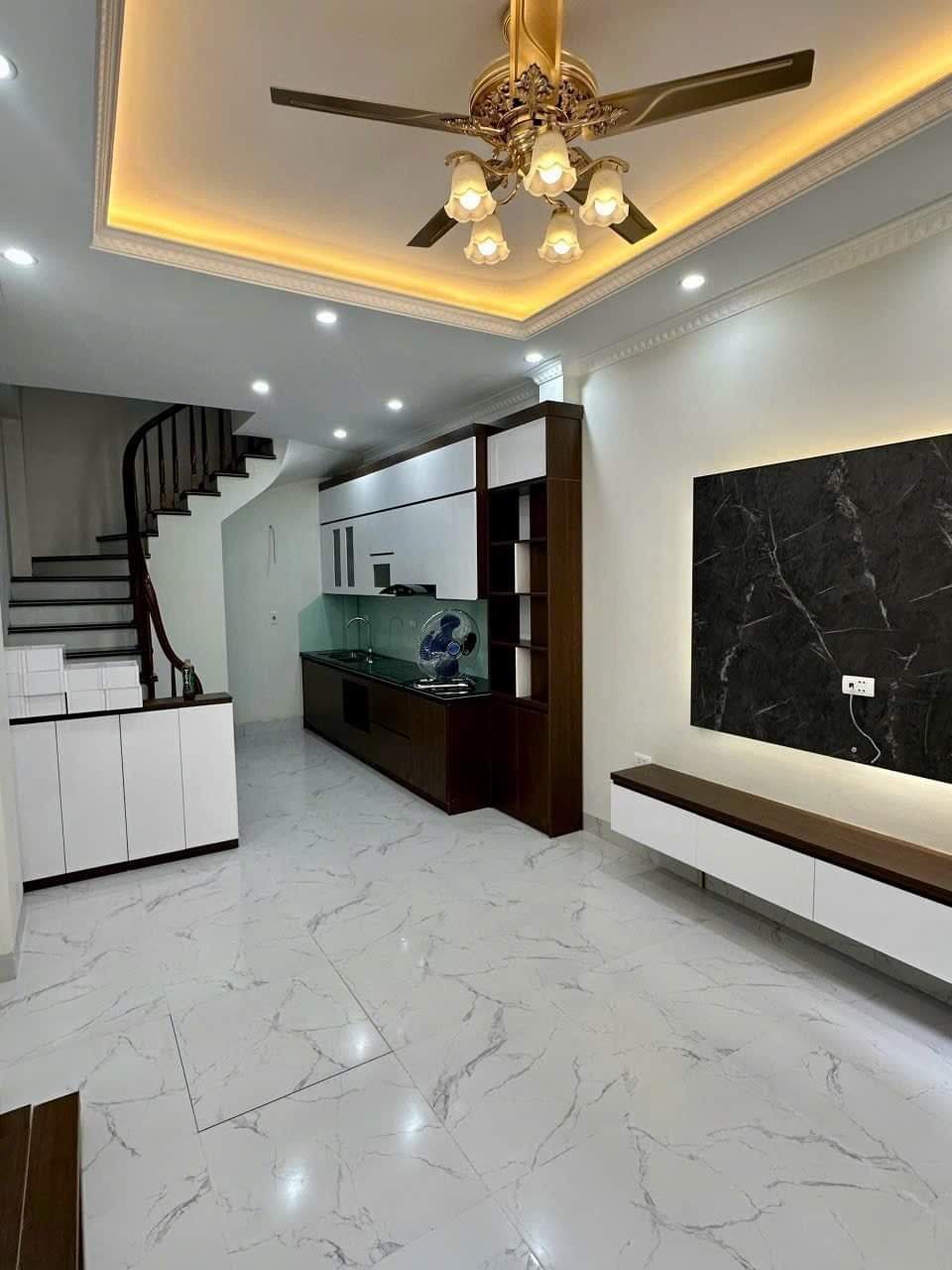 Bán nhà An Khánh, Hoài Đức. 33m2 đơn lập, 5 tầng hiện đại. Ngõ thông cách 9m đến Ôtô tránh 2