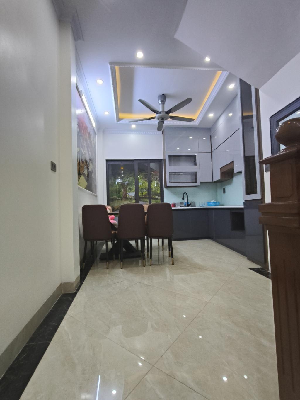 BÁN NHÀ PHÂN LÔ NGUYỄN AN NINH, 20M RA Ô TÔ, 3 GÁC ĐỖ CỬA, 47M2, 8.99 TỶ 2