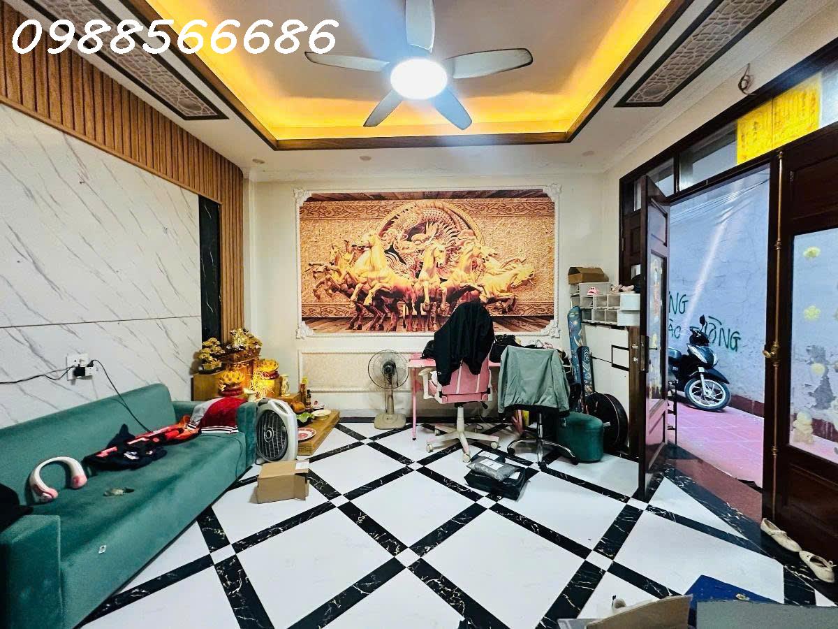 BÁN NHÀ HOA HẬU TÂY HỒ – MỚI ĐẸP NHƯ KHÁCH SẠN 5– GẦN HỒ TÂY – 5 TẦNG FULL NỘI THẤT – CHỈ 2