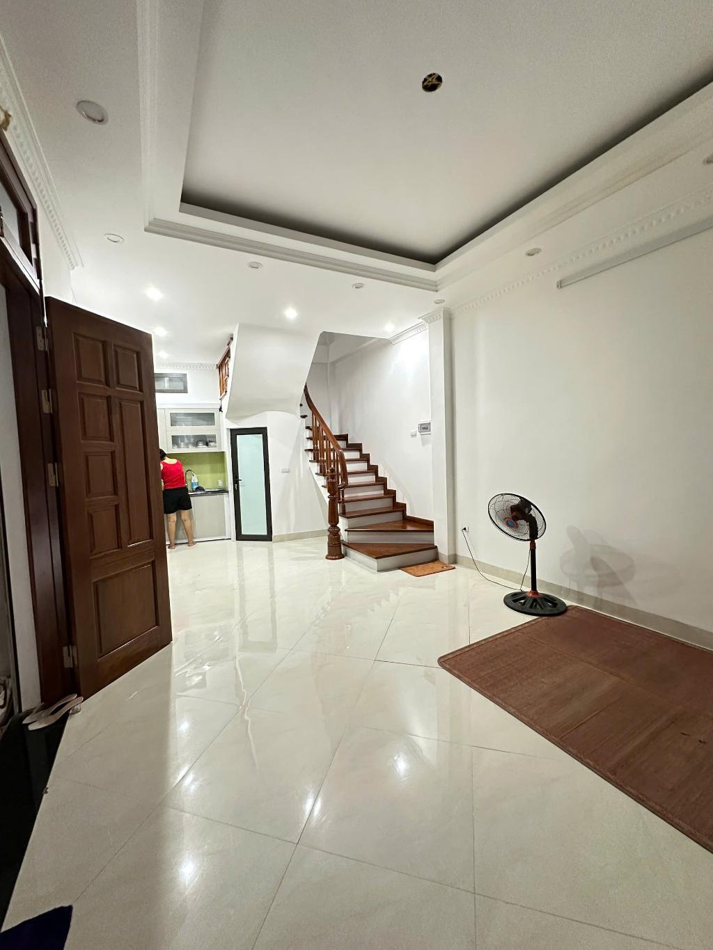 BÁN NHÀ LÊ THANH NGHỊ, GẦN BÁCH KINH XÂY, BỆNH VIỆN BẠCH MAI, DT 32M2. 8,1 TỶ 2