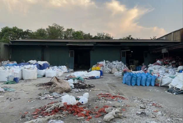 CHO THUÊ 2000m2 KHO, BÃI tại THỤY LÂM . ĐÔNG ANH. HÀ NỘI 2