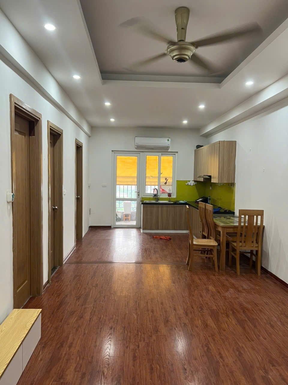 Chính chủ cần bán gấp căn hộ góc phụ view nhìn Hồ, full nội thất tại KDT Thanh Hà Cienco 5 5