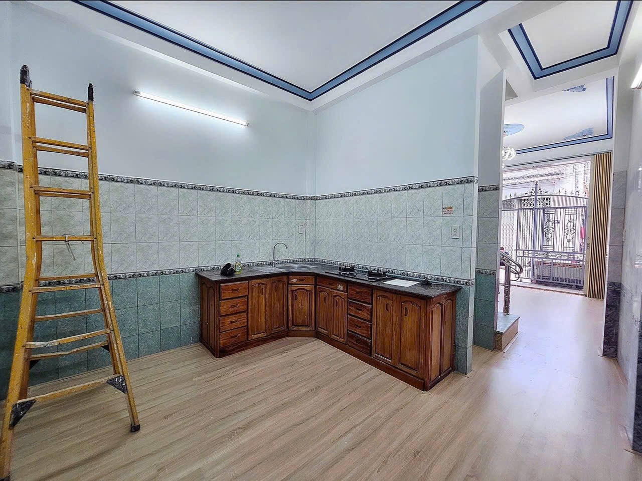 Bán nhà 4 tầng Tttp Nha Trang , Đường Thống Nhất ,P. Phương Sơn , Gía : 3 tỷ 290 2