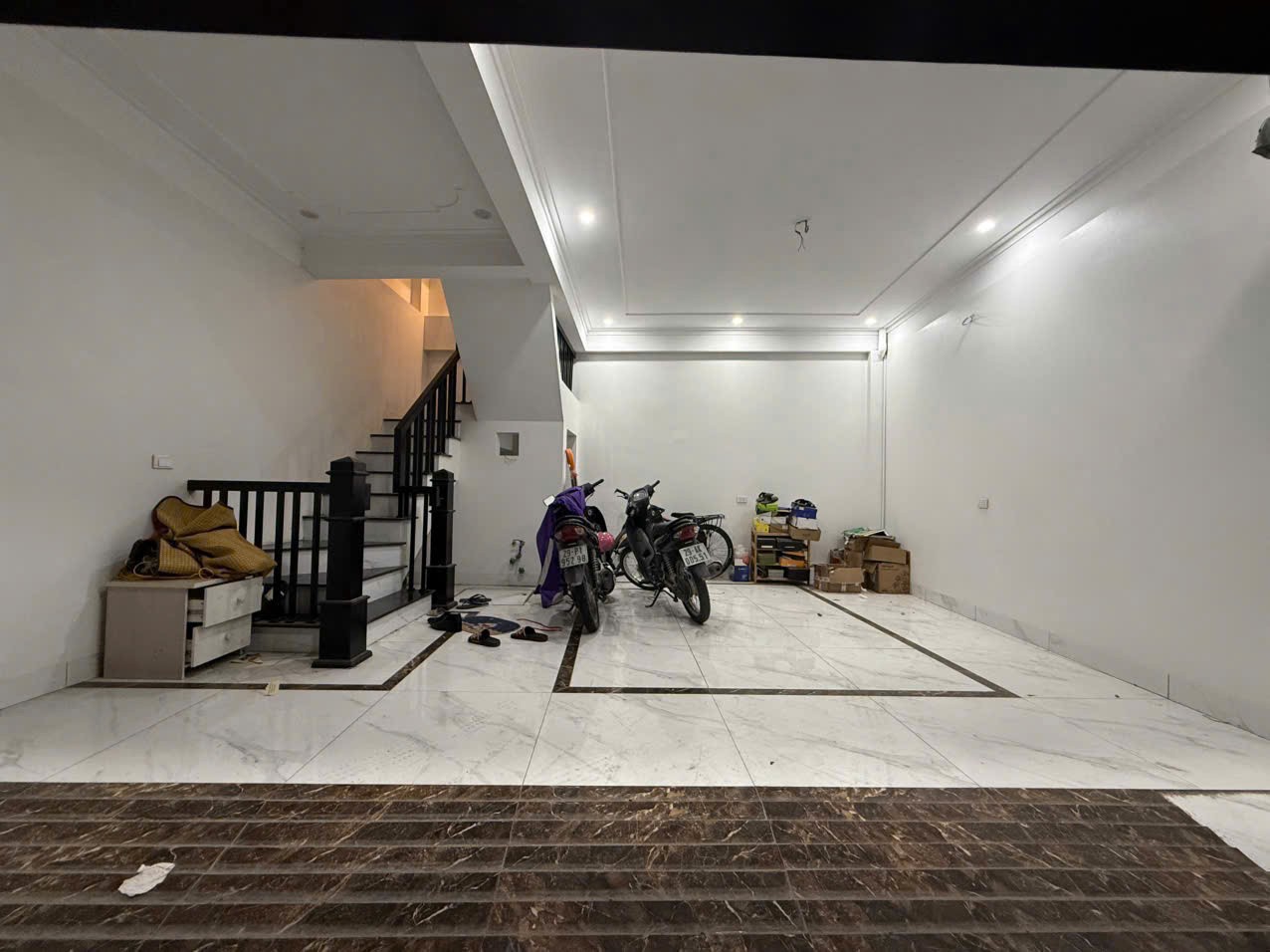Bán gấp nhà dân xây tại Thị Trấn Phùng, 32m, xây 4 tầng 3,65 tỷ, ô tô ngủ trong nhà 2