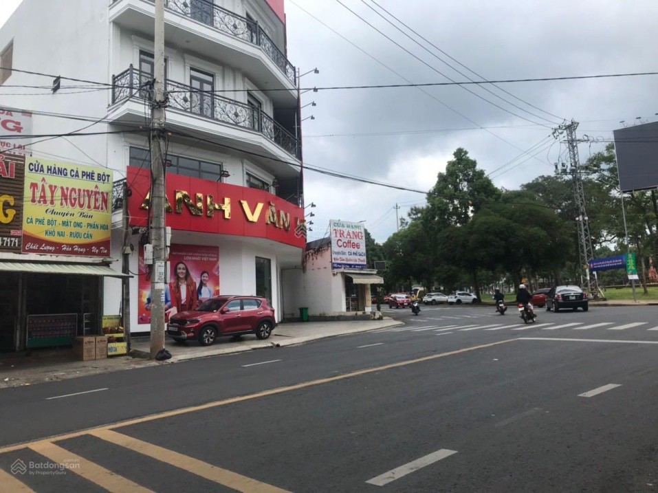 Cần bán Nhà mặt tiền đường Lê Duẩn, Phường Ea Tam, Diện tích 135m², Giá 12.500.000.000 Tỷ
