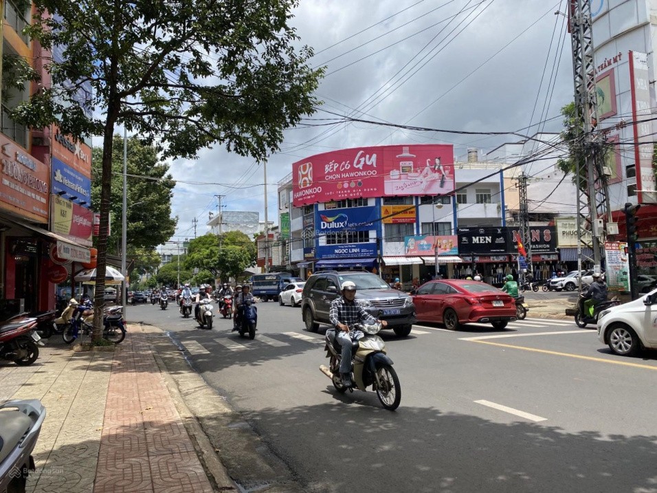 Cần bán Nhà mặt tiền đường Lê Duẩn, Phường Ea Tam, Diện tích 135m², Giá 12.500.000.000 Tỷ 3