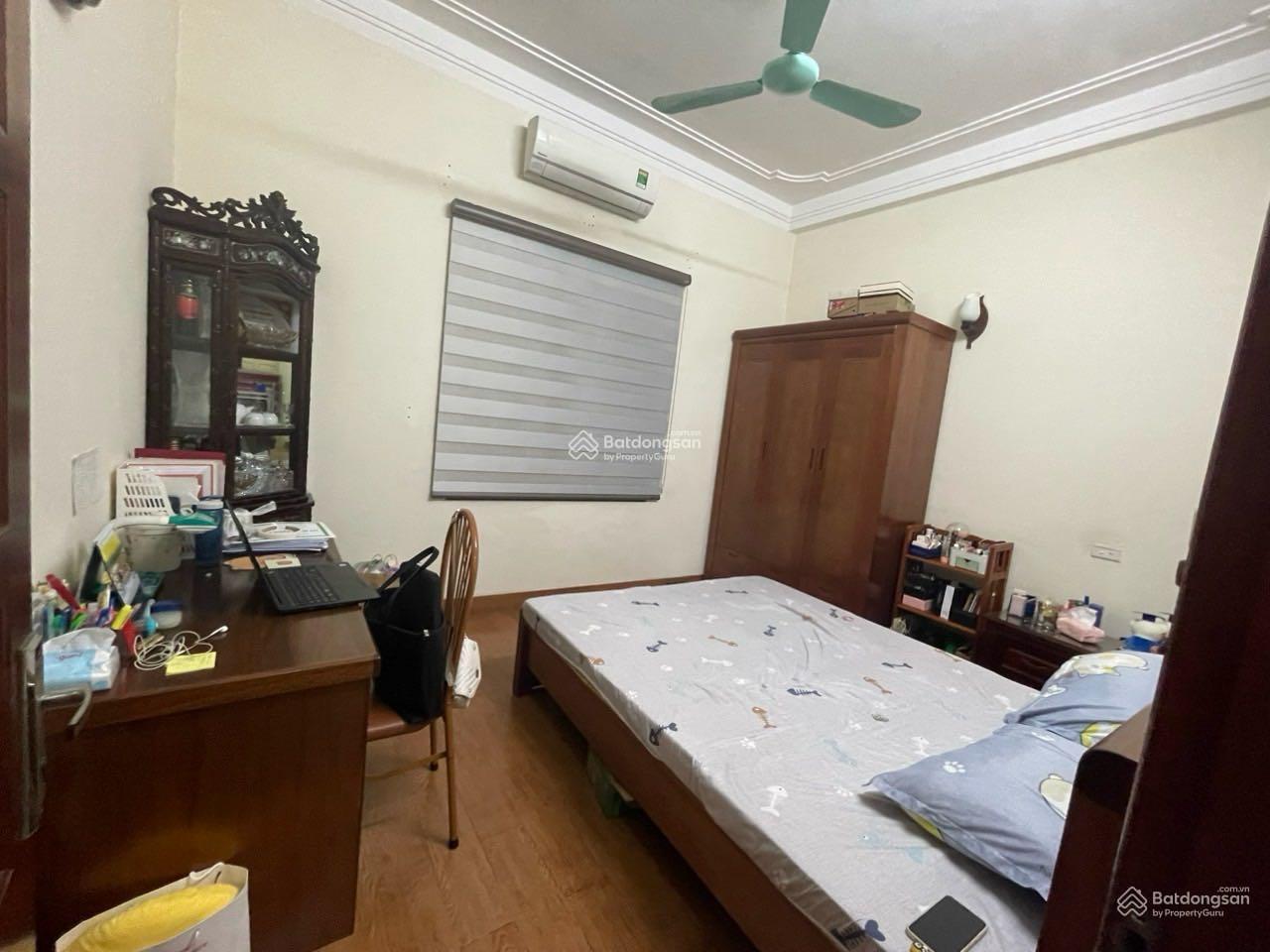 Nhà KĐT Văn Quán 5 tầng, mặt tiền 4,5m, 7 tỷ 4