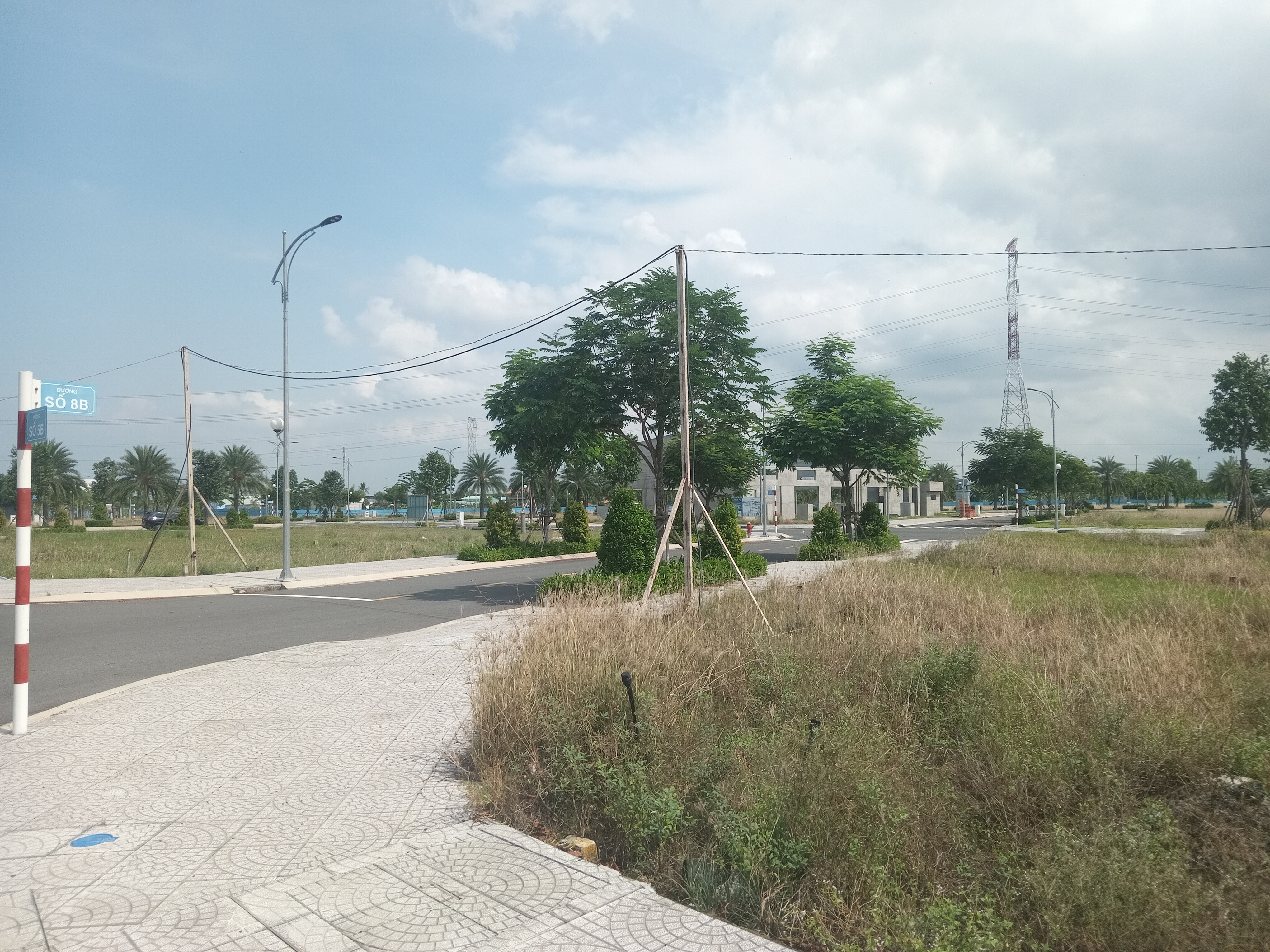 Cần bán Đất đường Nguyễn Hữu Trí, Thị trấn Tân Túc, Diện tích 95m², Giá 1,9 Tỷ 9