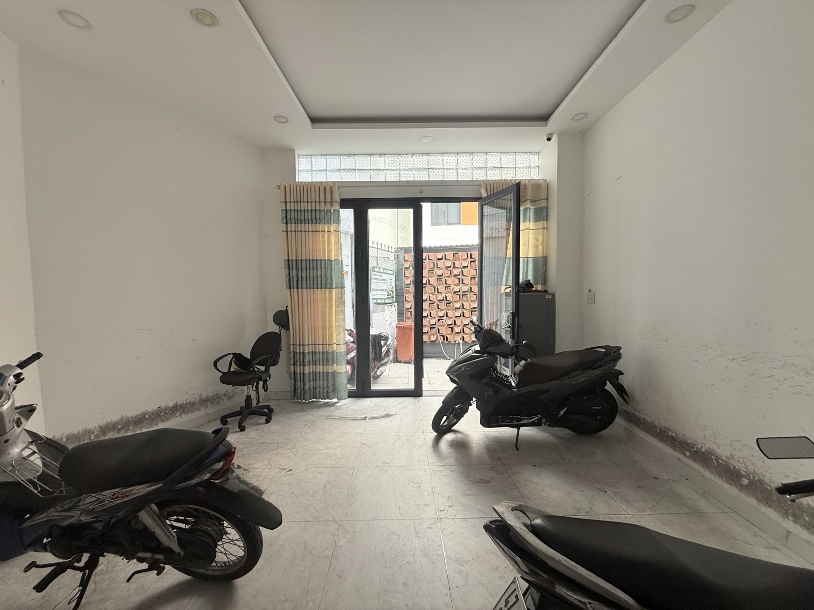 NHÀ 4 TẦNG HXH NGUYỄN THƯỢNG HIỀN - 8PN THUÊ FULL - DT 86m2 - GIÁ 10.8T 9