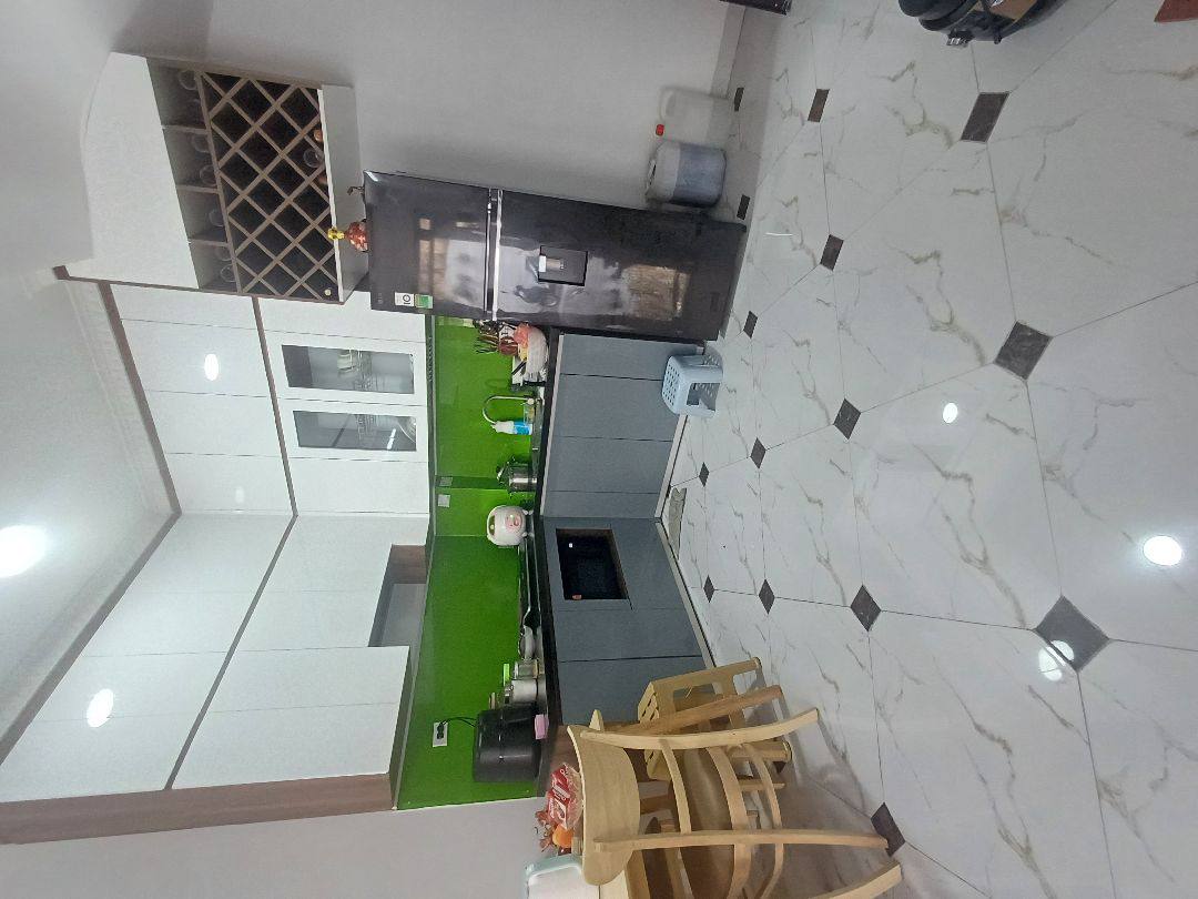 Bán nhà phố Đặng Văn Ngữ - 37m xây 5 tầng giá 8 tỷ 40m ra Ô tô