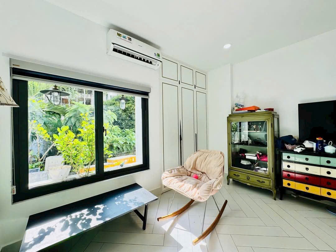 Khan hiếm! hẻm cán bộ 4m + lề đường, Bùi Đình Túy, phường 12, BT - (4x18m) - KC: 4 tầng (5PN) - 5