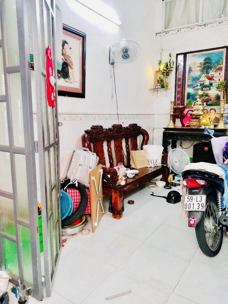 HOT, CẦN BÁN GẤP NHÀ NỞ HẬU GIÁ RẼ ĐƯỜNG 16 [P4, Q8] 44M2 (3.6X12M), 2T. 3PN CHỈ 3.25 TỶ 2