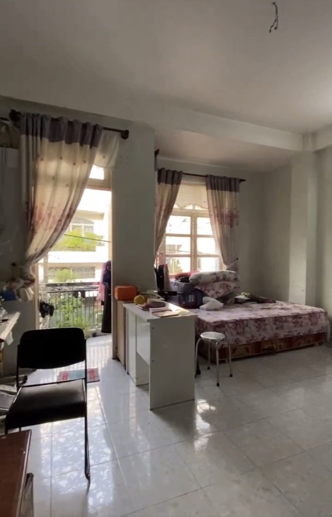 Bán nhà MT Lê Khôi-ngang 4m-4PN-nhà mới-sổ vuông-kinh doanh sầm uất 10 tỷ hơn 3