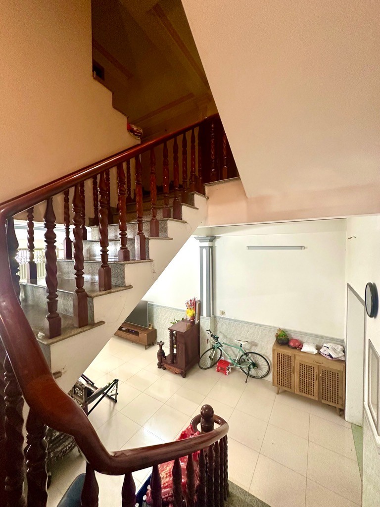 Mặt tiền Phạm Thế Hiển 6x20 đúc 4 tầng chỉ 11 tỷ 9 4