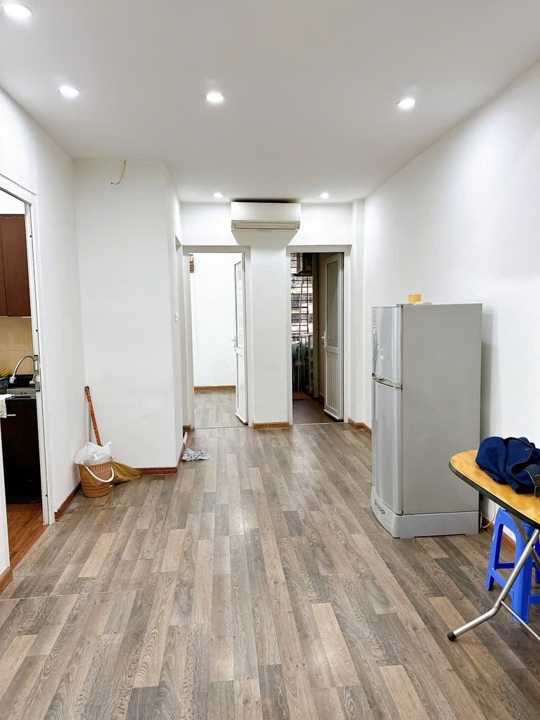 Bán Chung cư Nam Trung Yên, Cầu Giấy, 60m2, 2 ngủ, chỉ 4.15 tỷ 2