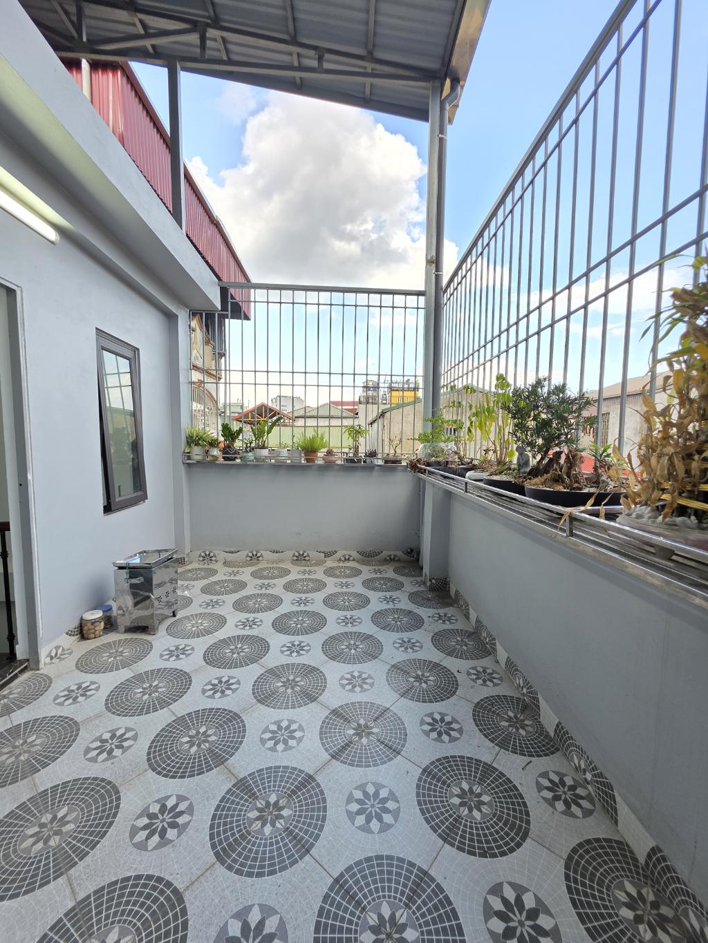 Bán nhà Đội Cấn, Ba Đình, 42m2, 5 tầng, Mt 9m, chỉ 9.5 tỷ 4