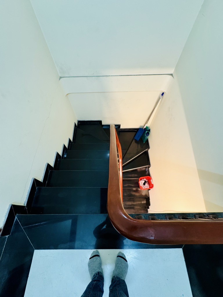 Cần bán Nhà mặt tiền đường 8/3, Phường Quỳnh Mai, Diện tích 39m², Giá 9 Tỷ 5