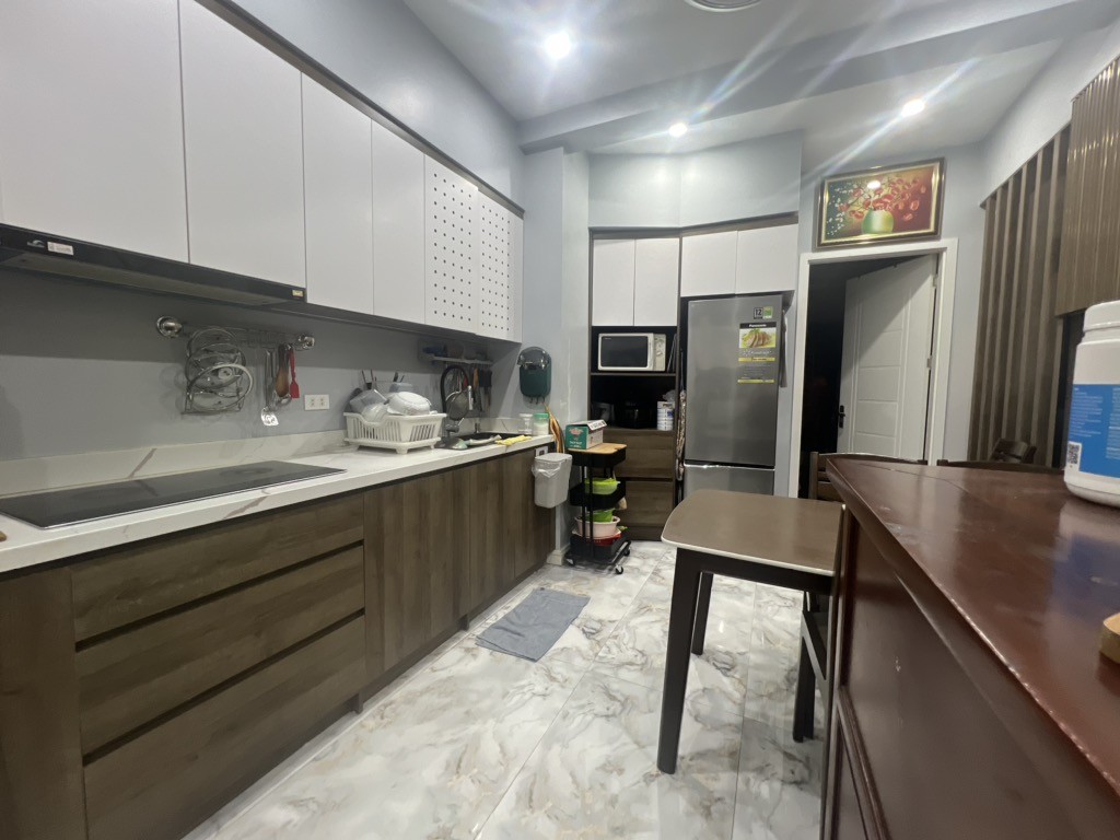 Bán nhà tt Vĩnh Phúc, Ba Đình, lô góc 2 thoáng, đủ nội thất, 100m2, chỉ 5.98 tỷ 2