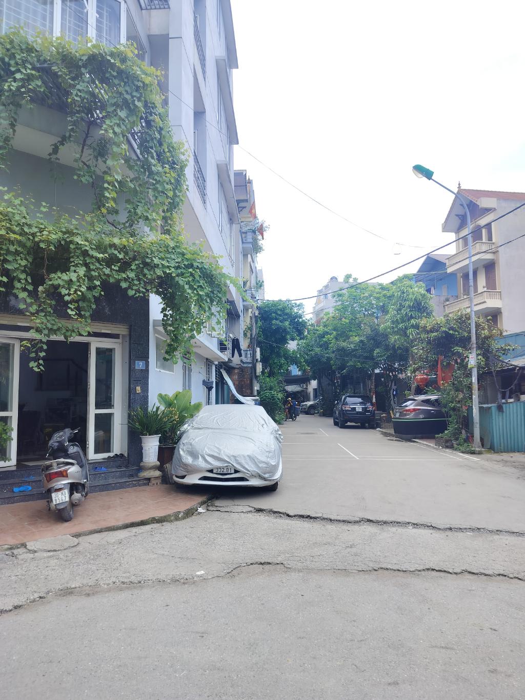 Cần bán Nhà mặt tiền đường Tam Trinh, Phường Yên Sở, Diện tích 75m², Giá 18.2 Tỷ 6