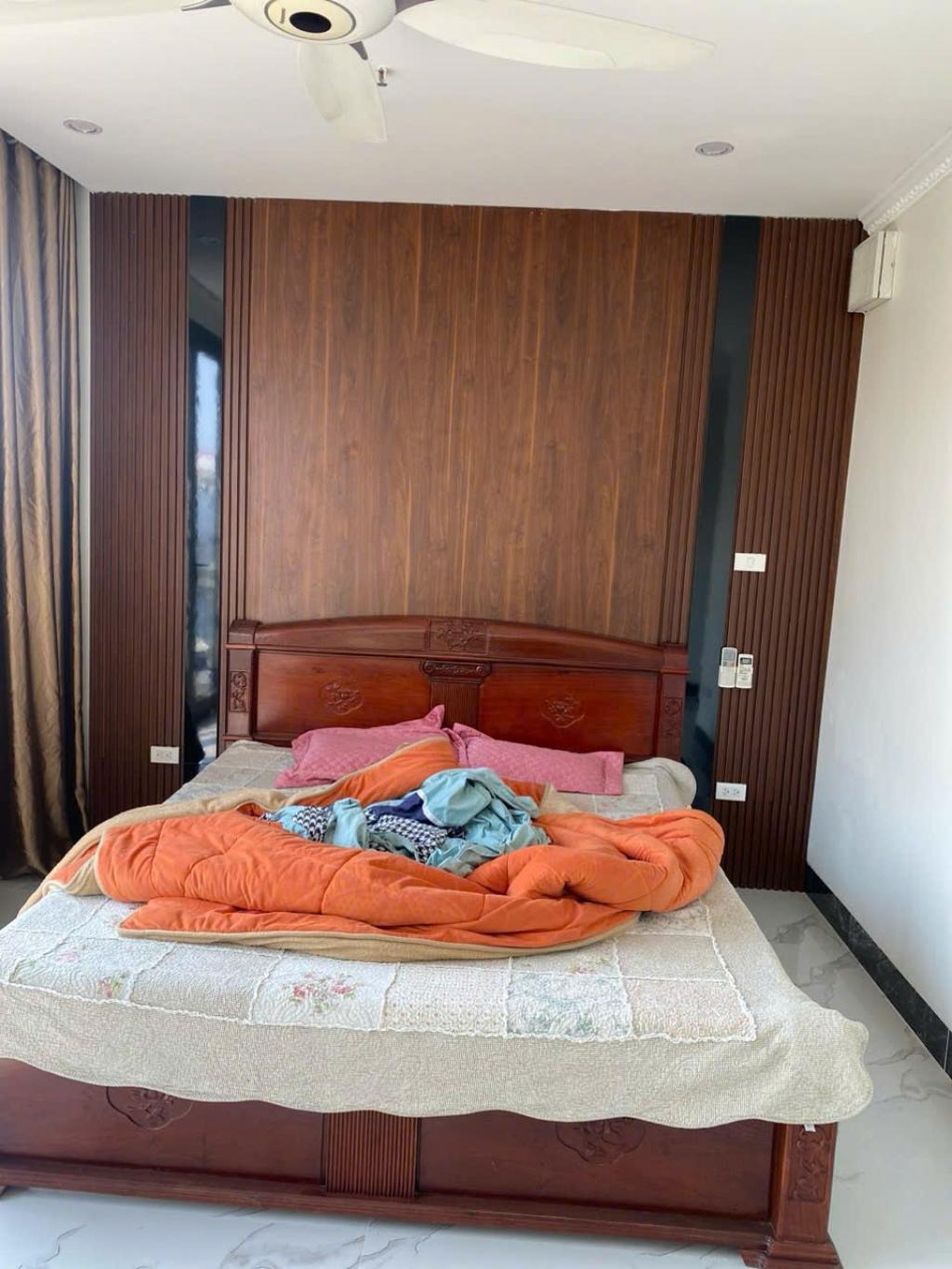 BÁN NHÀ NGỌC LÂM 26 tỷ 75m MẶT TIỀN 5m VIEW HỒ GẦN CÔNG VIÊN,LONG BIÊN 4