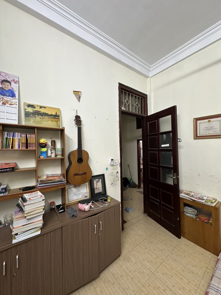 Cần bán Nhà mặt tiền đường Bạch Mai, Phường Bạch Mai, Diện tích 64m², Giá 10.2 Tỷ