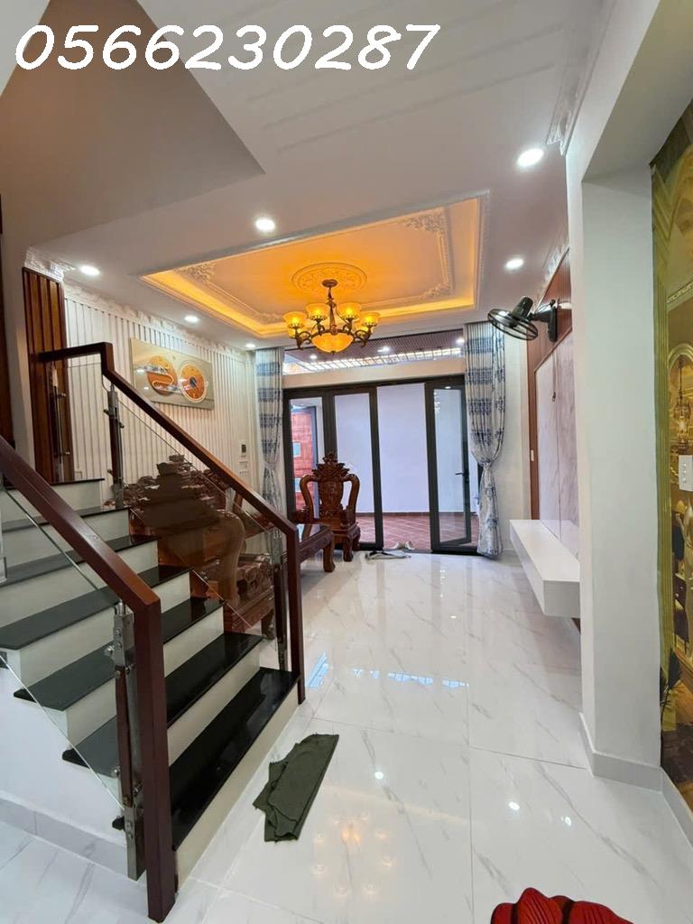 GẤP BÁN NHÀ MẶT PHỐ LÊ VĂN KHƯƠNG- HẺM XE HƠI - Q.12 - GIÁ HỜ 3.5 TỶ - SỔ ĐỎ CHÍNH CHỦ 3