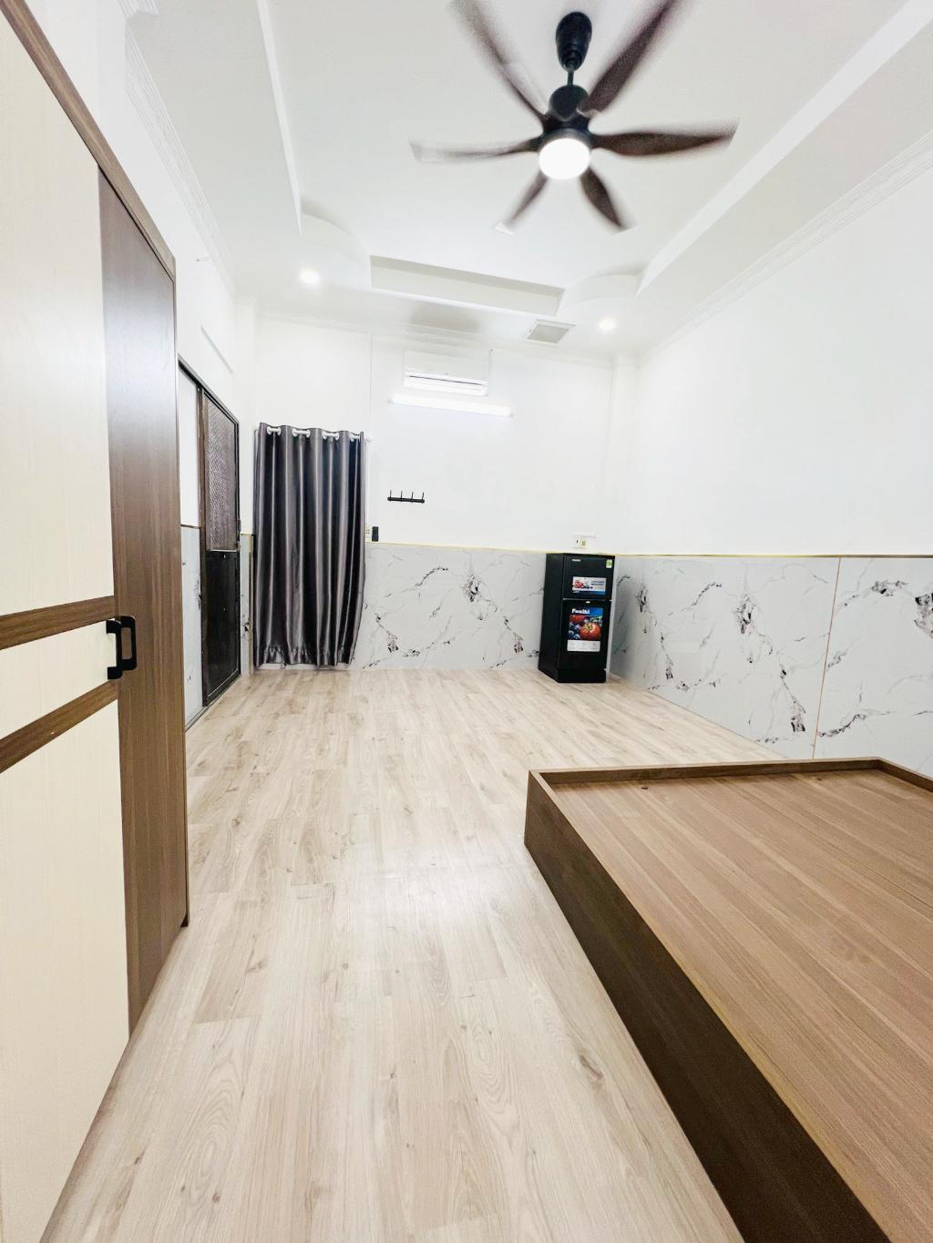 Bán căn hộ dịch vụ Tạ Quang Bửu ngang khủng 9m, dòng tiền 35tr chỉ 11 tỷ nhỉnh 3