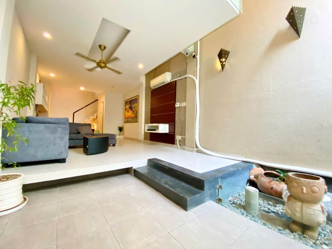 Bán nhà Lê Lai-ngay cv 23/9+Metro-ngang 4.2m-5PN-giá tốt