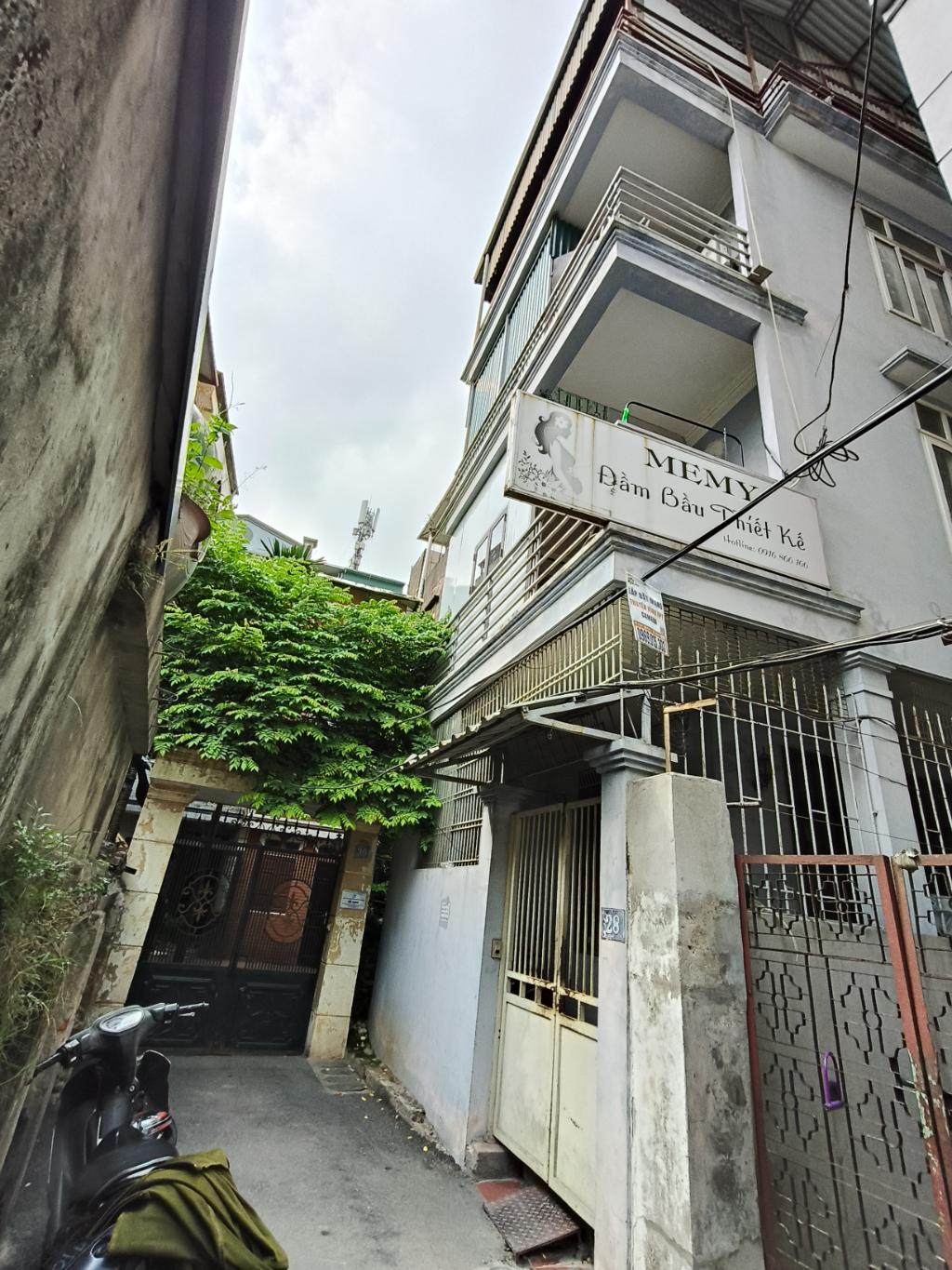 Cần bán Nhà mặt tiền đường Giải Phóng, Phường Tương Mai, Diện tích 68m², Giá 11.65 Tỷ