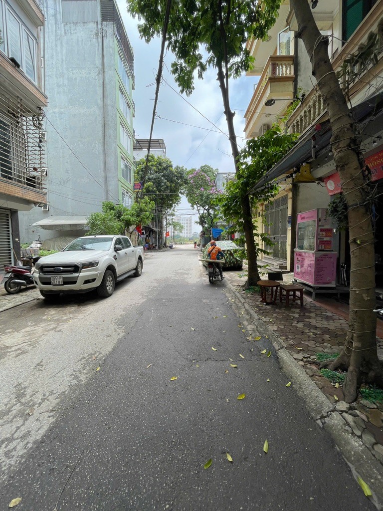 Cần bán Nhà mặt tiền đường Tây Trà, Phường Thanh Trì, Diện tích 40m², Giá 15.8 Tỷ 6