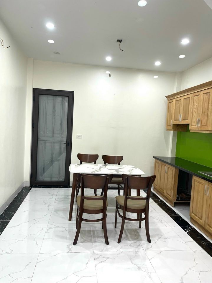 Bán nhà cạnh trường THPT Đan Phượng. Đơn lập 43m2 xây 4 tầng ở NGAY. Ngõ thông Ôtô qua nhà 3