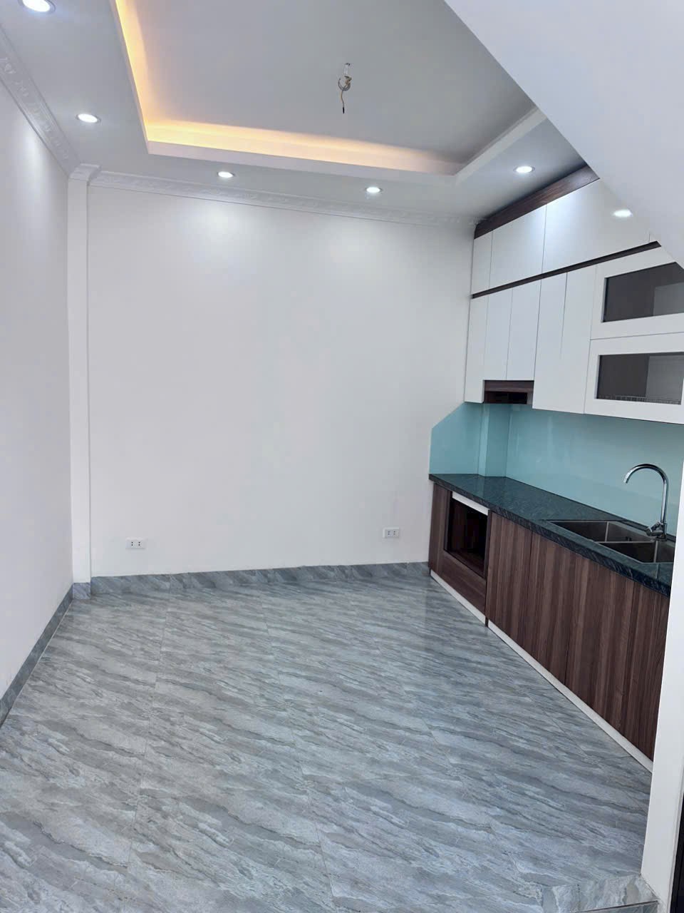 Bán nhà riêng Vân Côn, Hoài Đức. Nhà đơn lập, sân chơi riêng. Sổ đỏ 50m2 xây 4 tầng, 4 ngủ 2