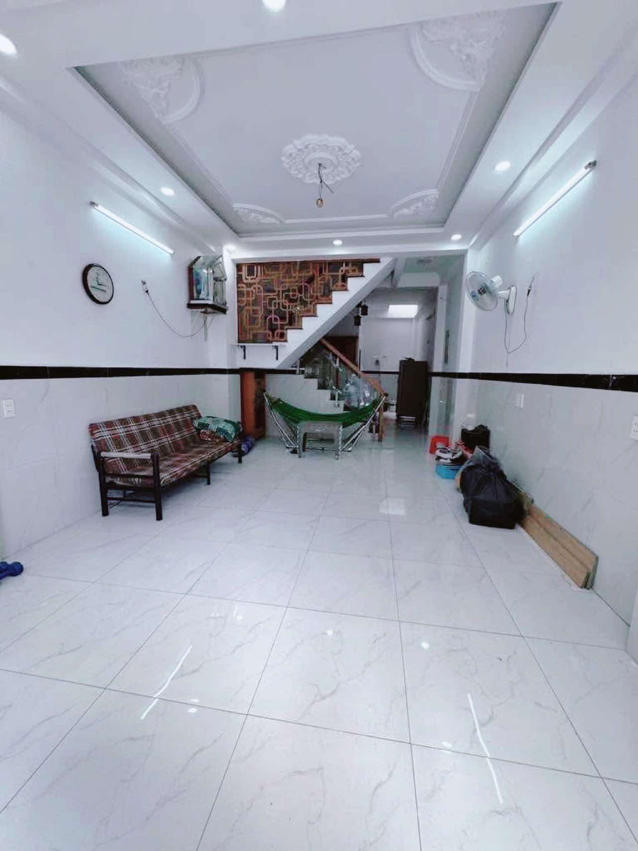 Bán nhà hxh 48m2-2tang sát mt Nguyễn Thị Kiểu Q12 , liền kề Mega Market , 4 tỷ nhỉnh 0932030061 3