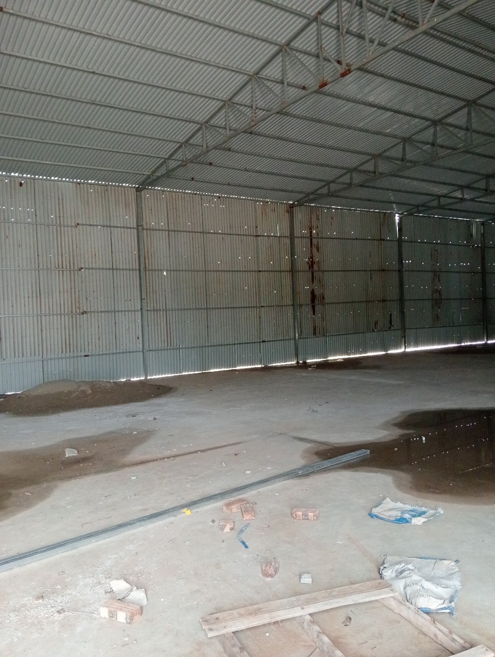 KHO, XƯỞNG Tại Đường Bắc Hồng. Xã BẮC HỒNG. Huyện ĐÔNG ANH. H.N 3